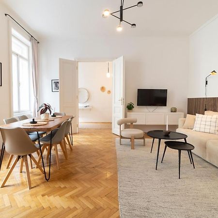 Josef'S Home I Premium Apartment In Ideal Location Wina Bagian luar foto