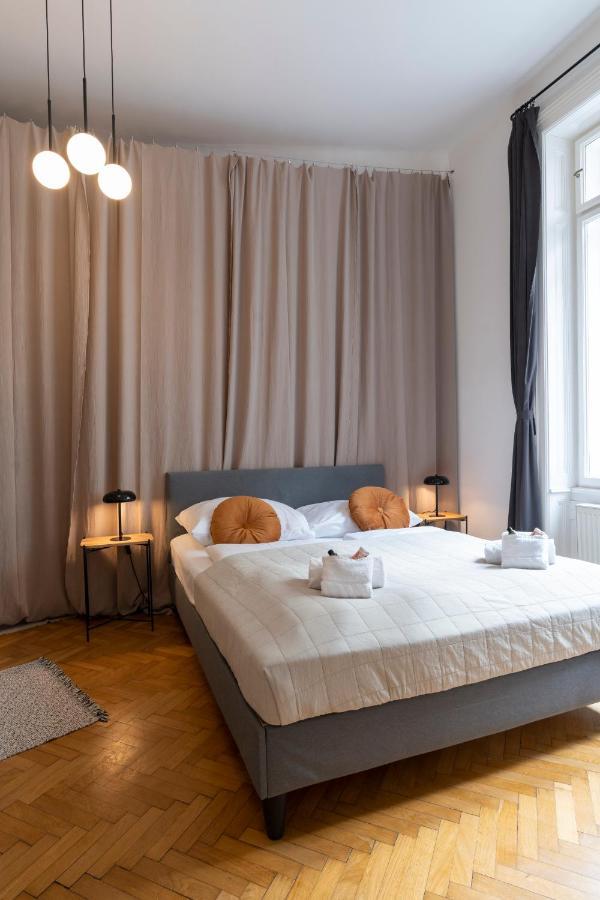 Josef'S Home I Premium Apartment In Ideal Location Wina Bagian luar foto