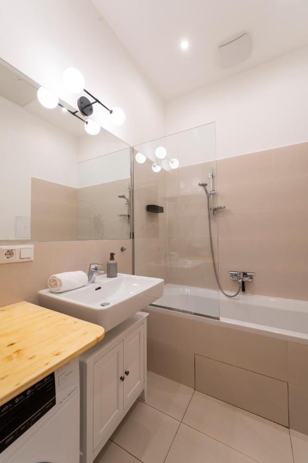 Josef'S Home I Premium Apartment In Ideal Location Wina Bagian luar foto